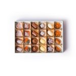 Blue-TC-24-pieces-Chocolate-Box-2.jpg