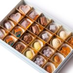 Blue-TC-24-pieces-Chocolate-Box-2.jpg