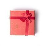 Red-Ribbon-Bow-16-Compartments-Chocolate-Box-1.jpg