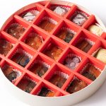 Round-Romance-Chocolate-Gift-Box.jpg